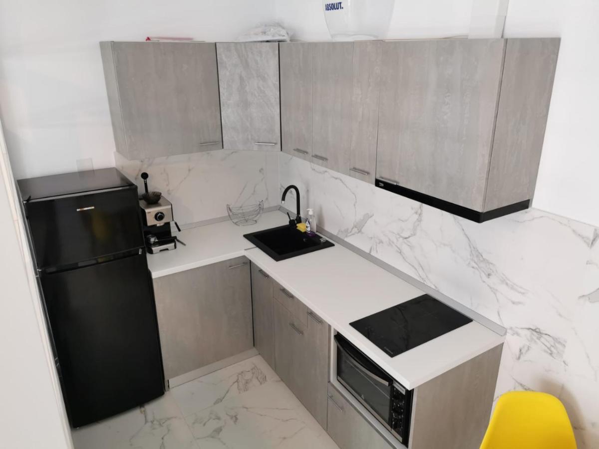 Studio Sea One Beach Apartment มามายา ภายนอก รูปภาพ