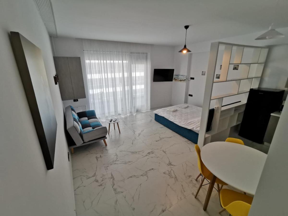 Studio Sea One Beach Apartment มามายา ภายนอก รูปภาพ