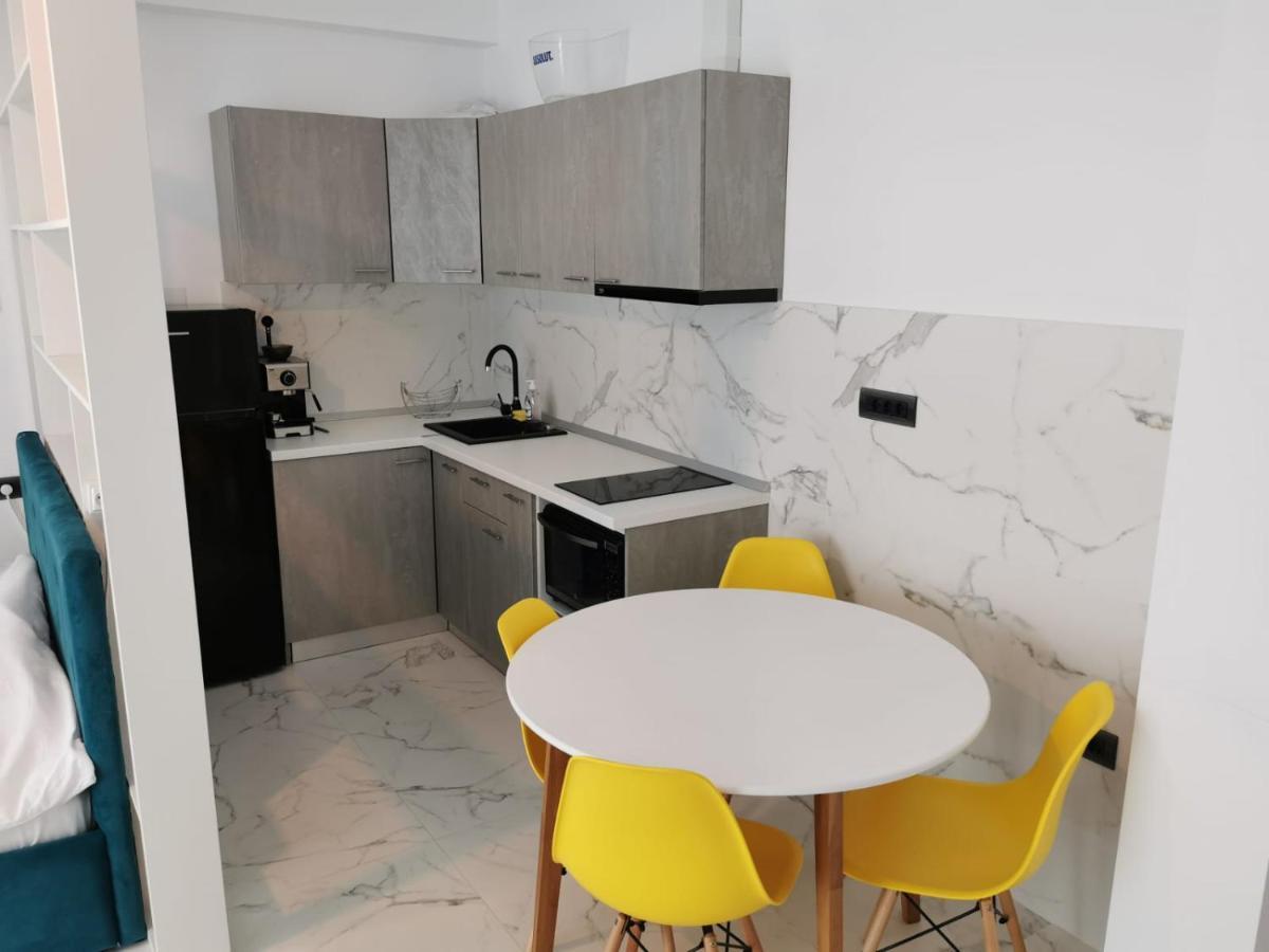Studio Sea One Beach Apartment มามายา ภายนอก รูปภาพ