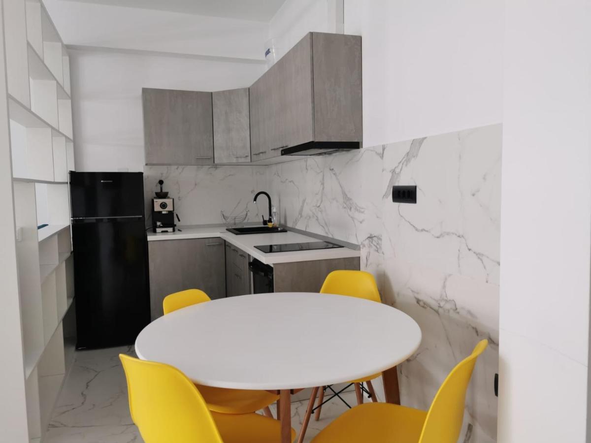 Studio Sea One Beach Apartment มามายา ภายนอก รูปภาพ